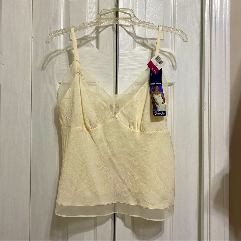 Vanity Fair Cami Top / Lingerie